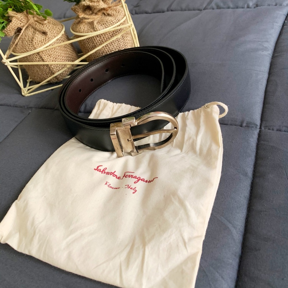Salvatore ferragamo men black belt with dust bag